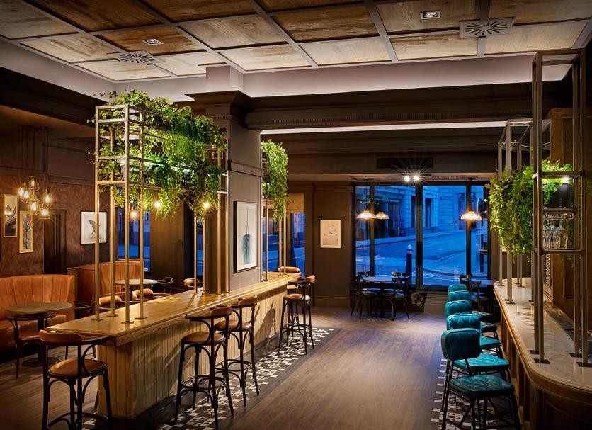 Restaurant Photo