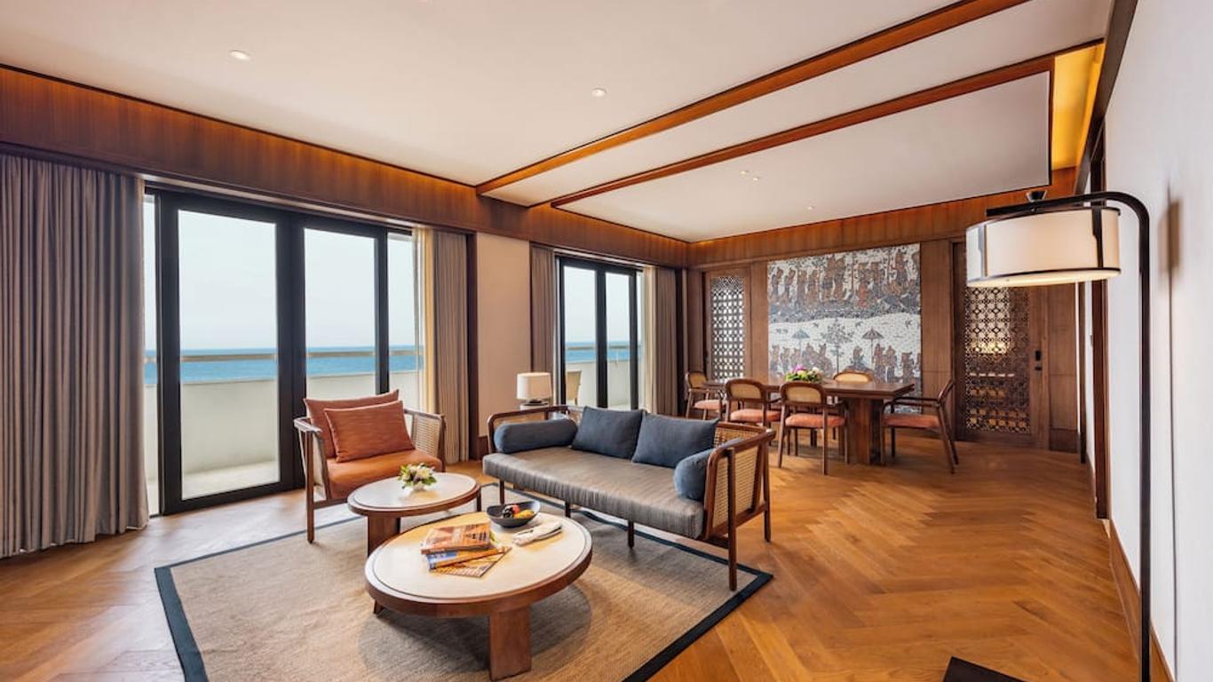 Bali Beach Hotel