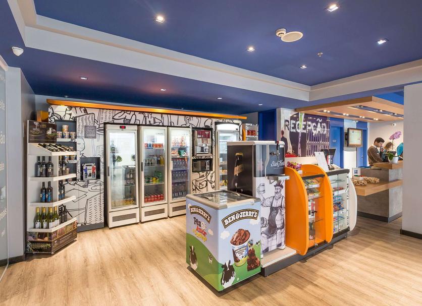 Shop Photo