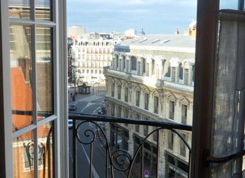 Balcony Photo