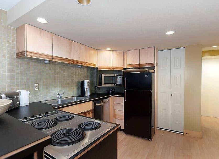Kitchen Photo