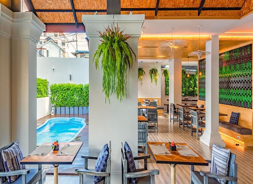 Restaurant Photo