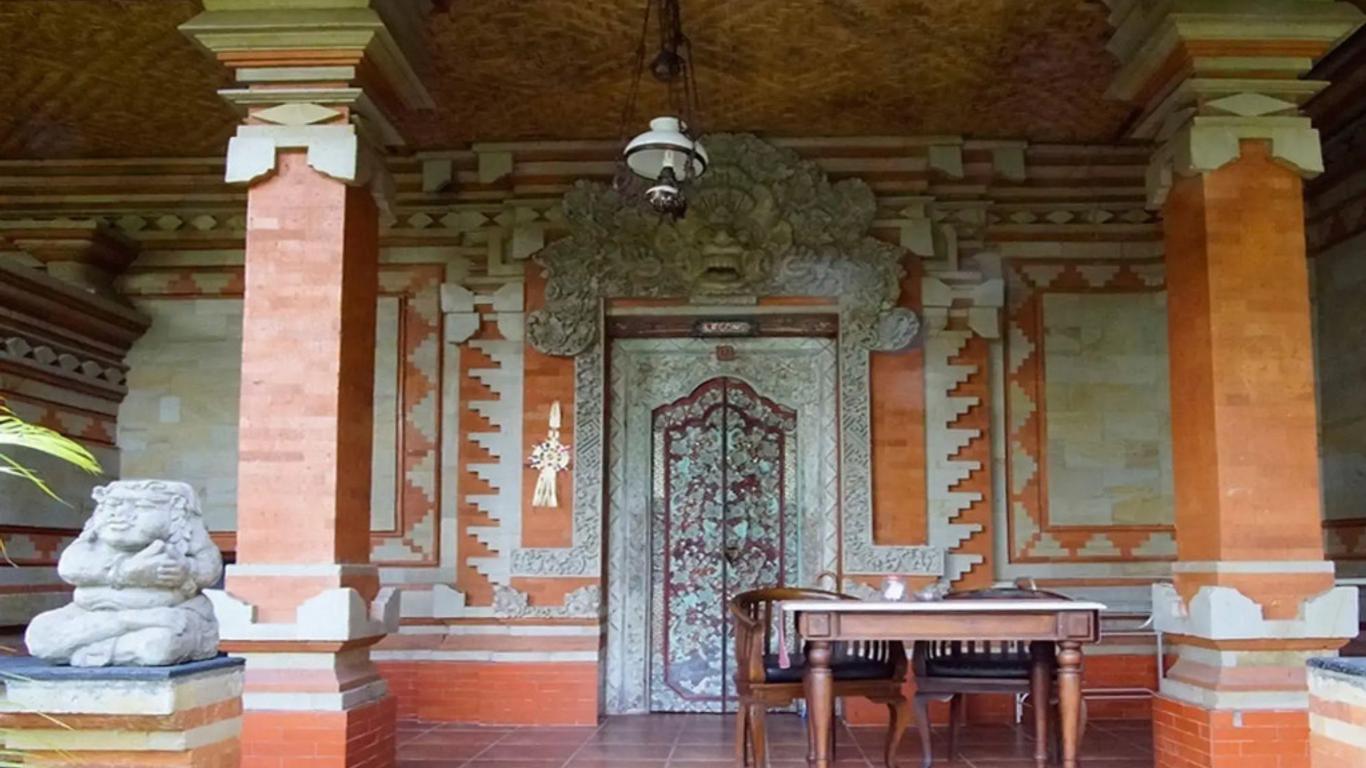 Okawati Hotel