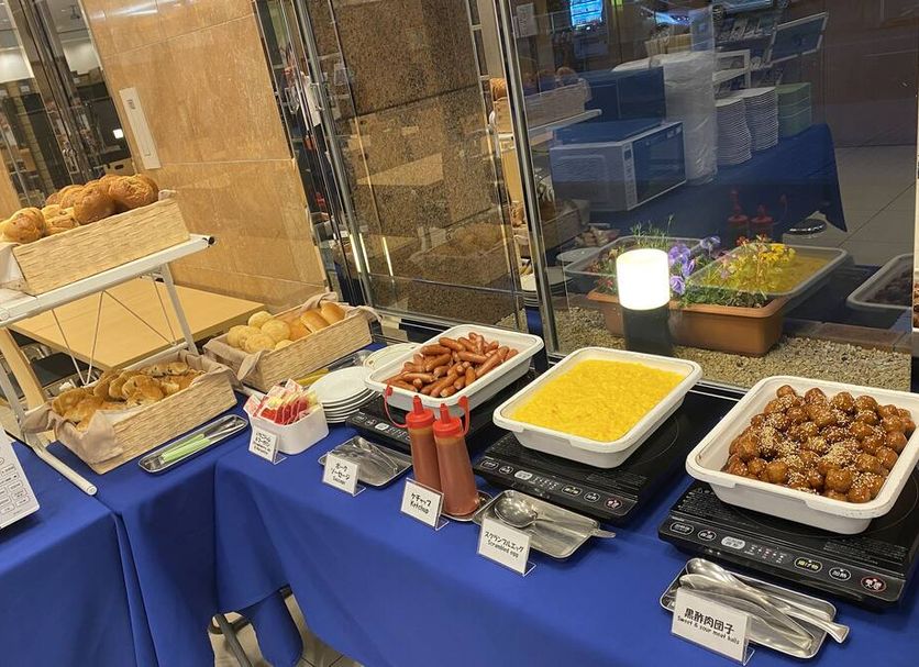 Buffet Photo