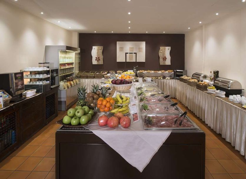 Buffet Photo