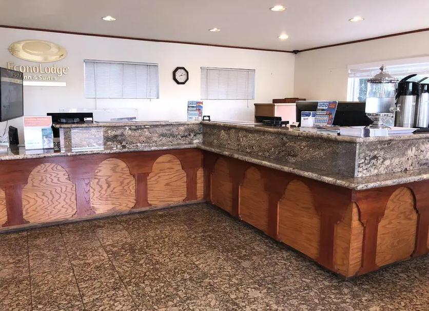 Front desk Photo