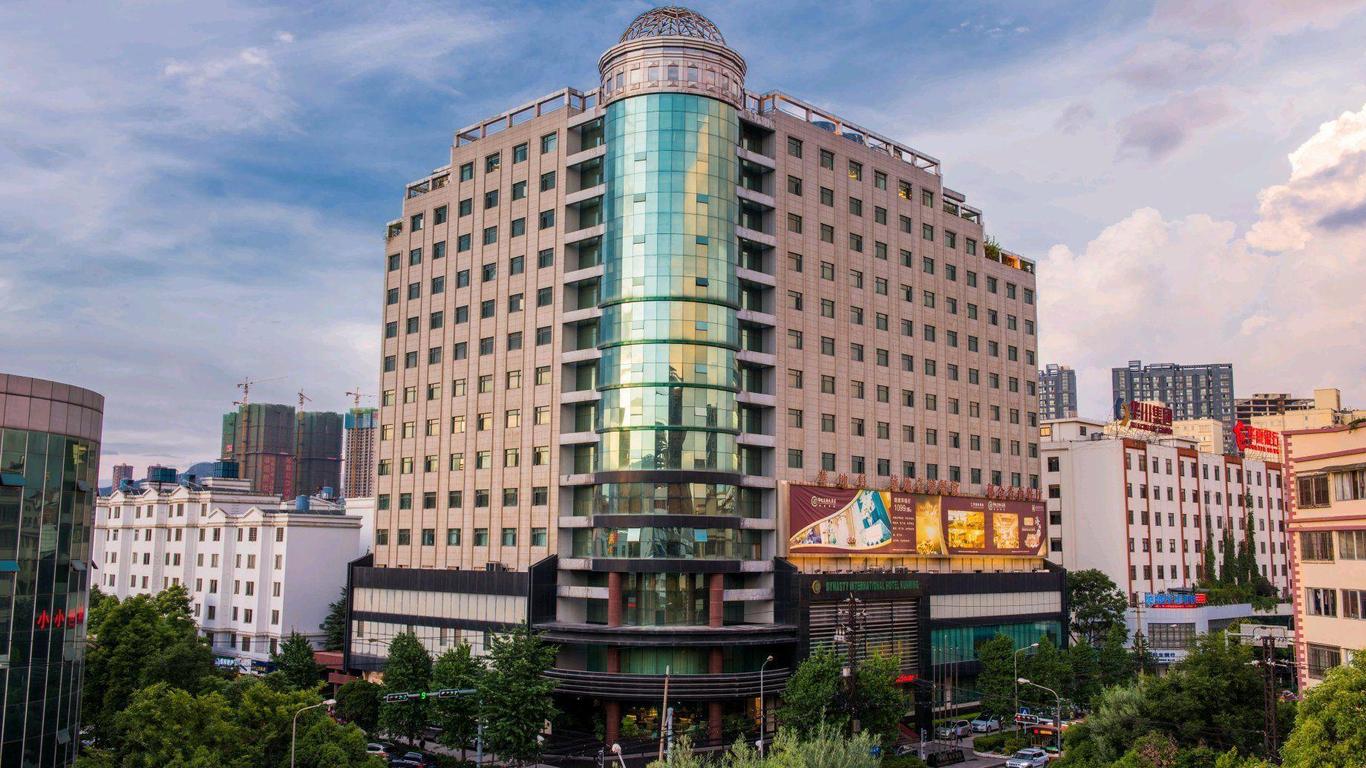 Dynasty International Hotel Yu