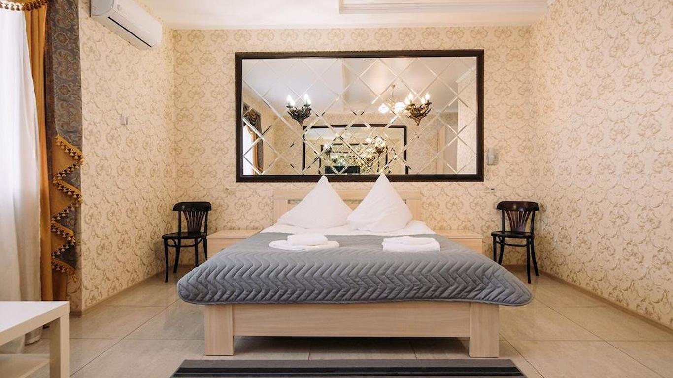 Svoyak Hotel