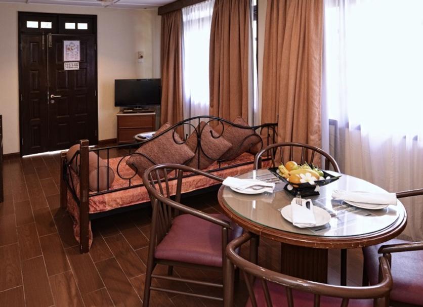 Dining room Photo