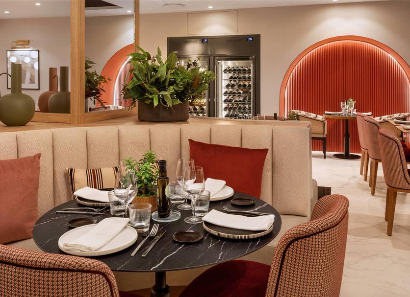 Restaurant Photo