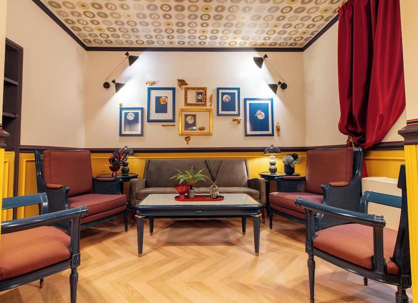 Lounge Photo