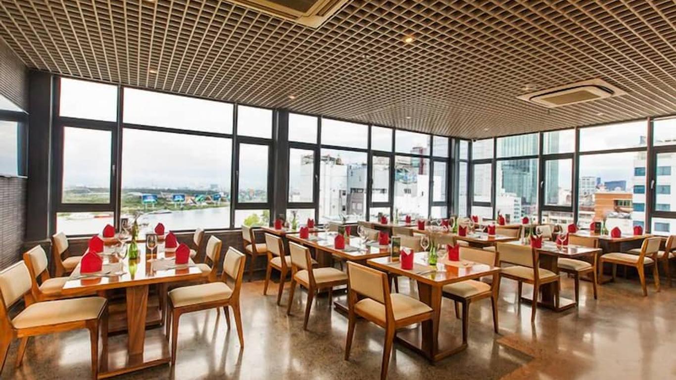 Adora Mira Hotel