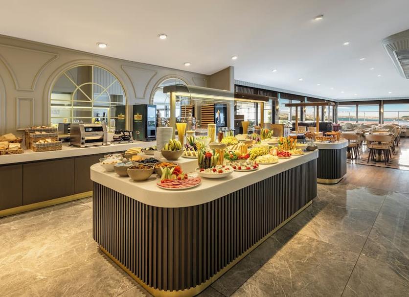 Buffet Photo