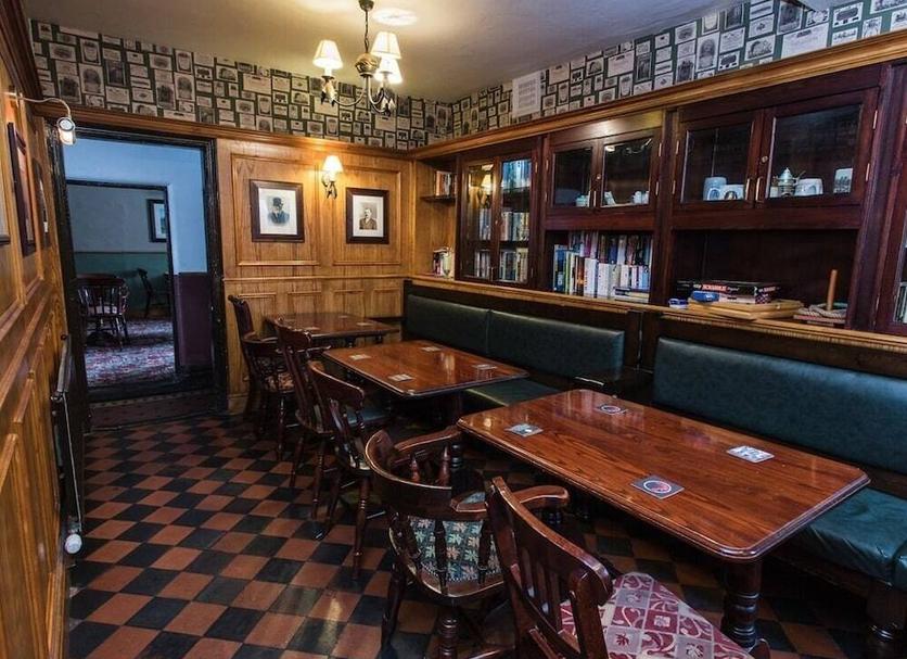 Restaurant Photo