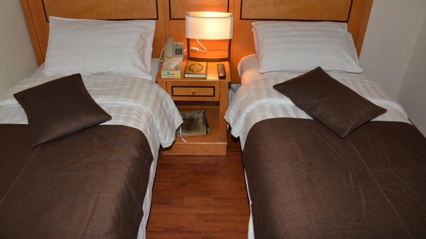 Al Thuria Grand Hotel
