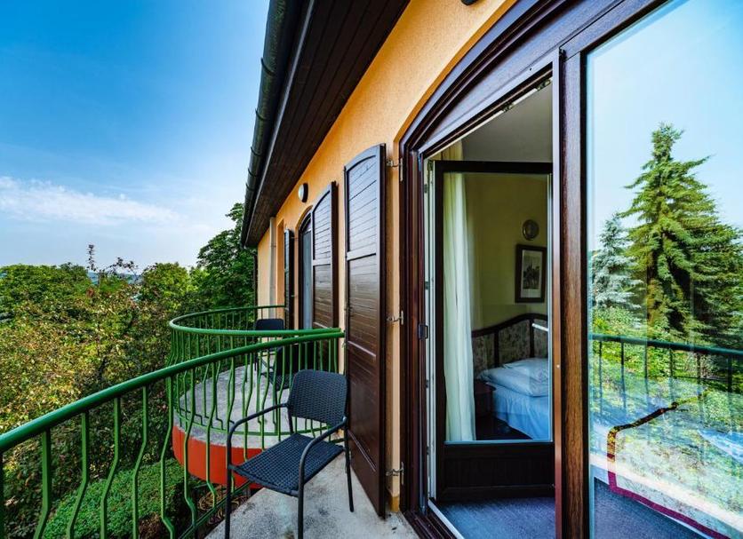 Balcony Photo