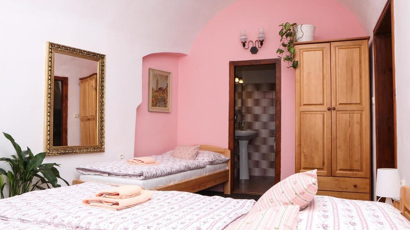 Mini Hotel Abraka