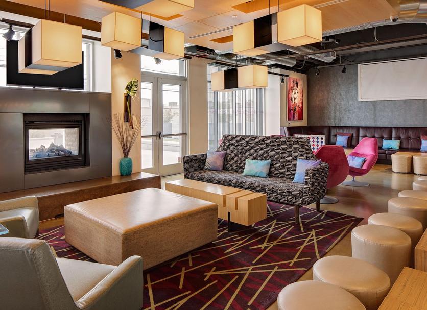 Lounge Photo