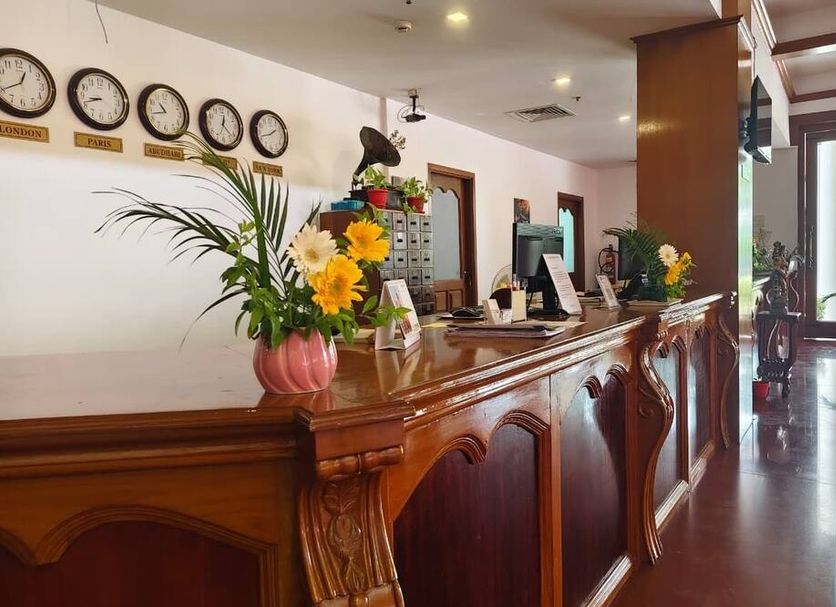 Front desk Photo