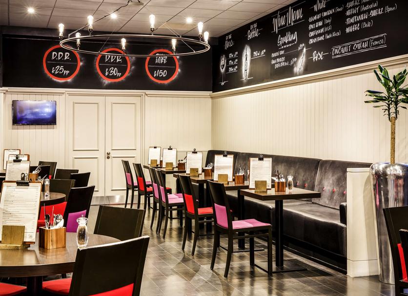 Restaurant Photo