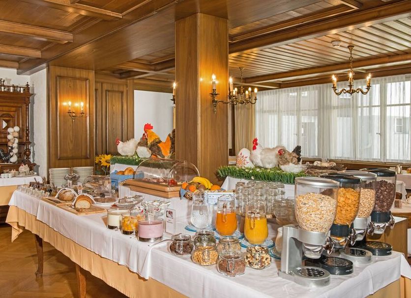 Buffet Photo
