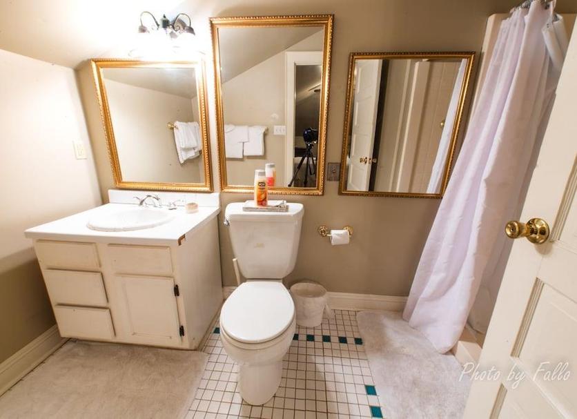 Bathroom Photo