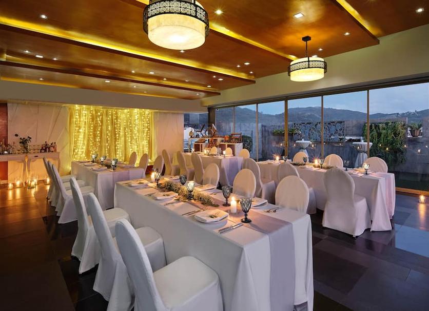 Banquet hall Photo