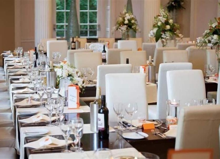 Banquet hall Photo