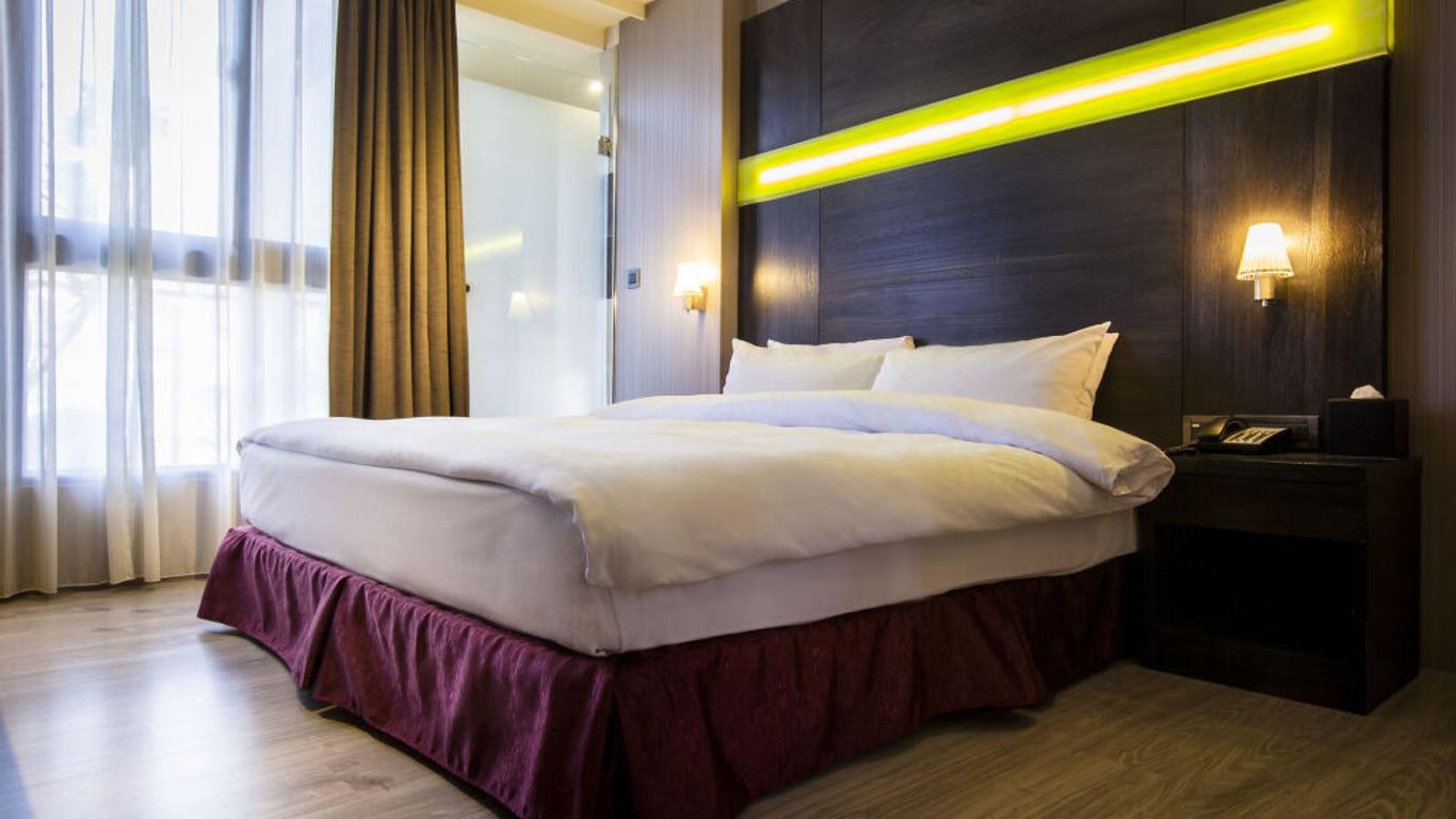 Hotel Cube