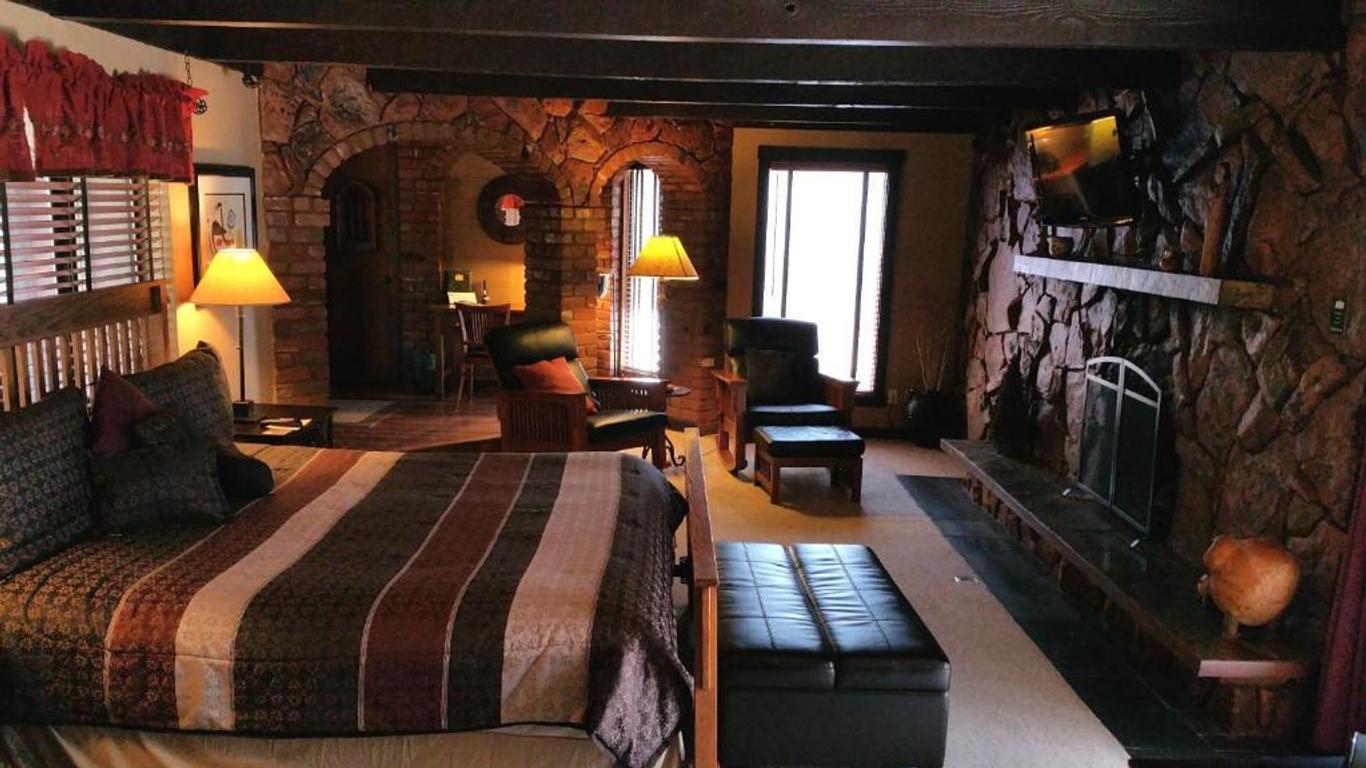 Lodge At Sedona
