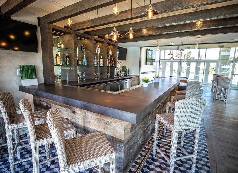 Bar Photo