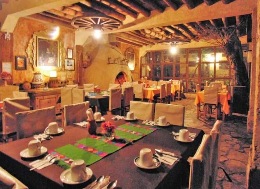 Restaurant Photo