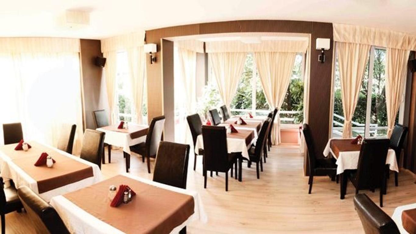 Hotel Philia