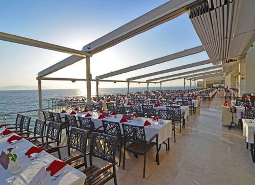 Restaurant Photo