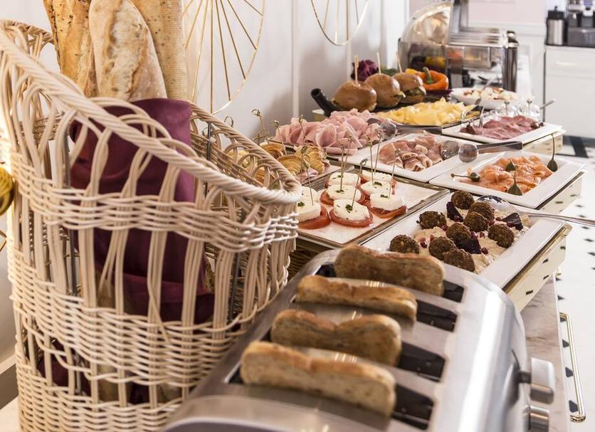 Buffet Photo