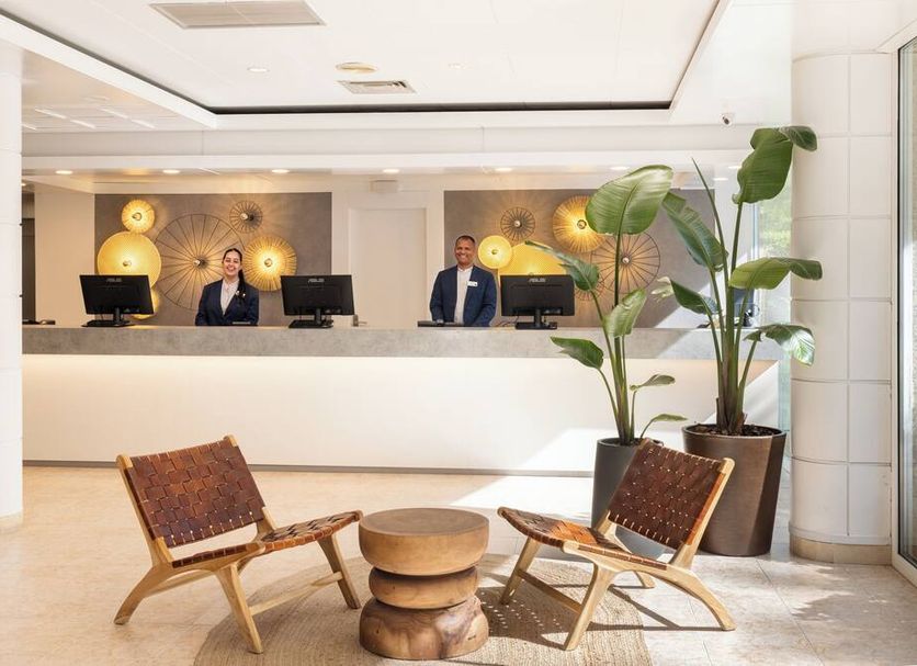 Front desk Photo