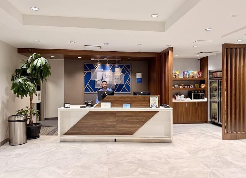 Front desk Photo
