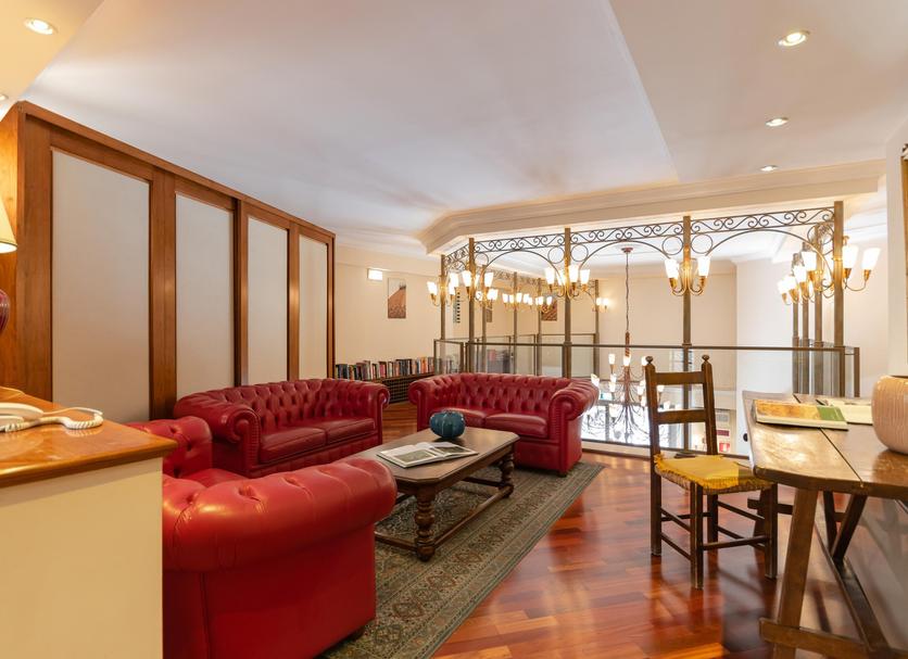 Lounge Photo