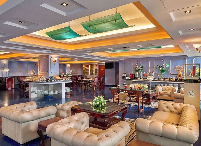 Lounge Photo