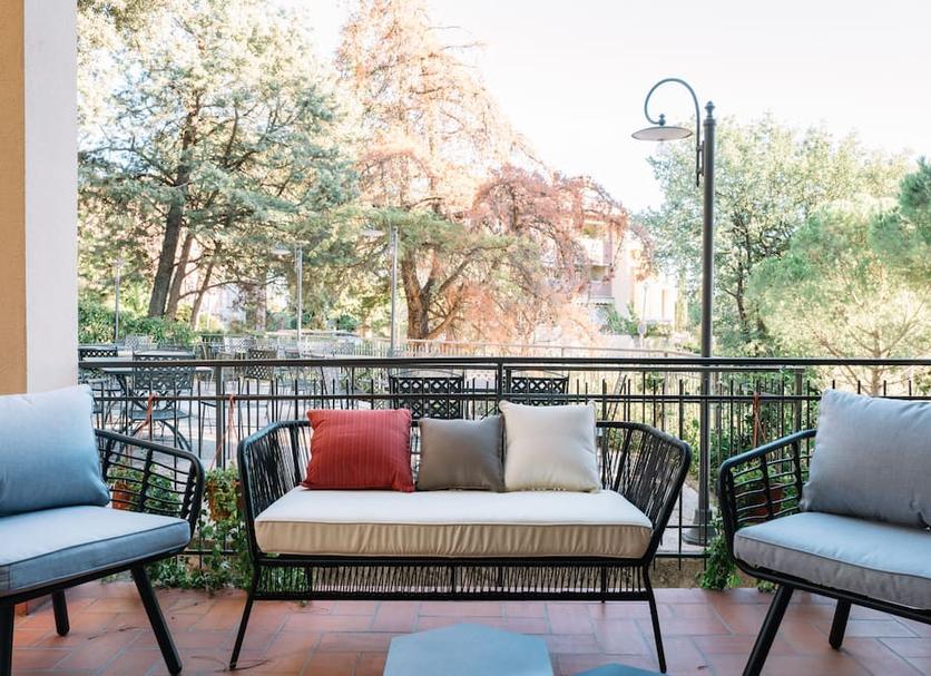 Balcony Photo