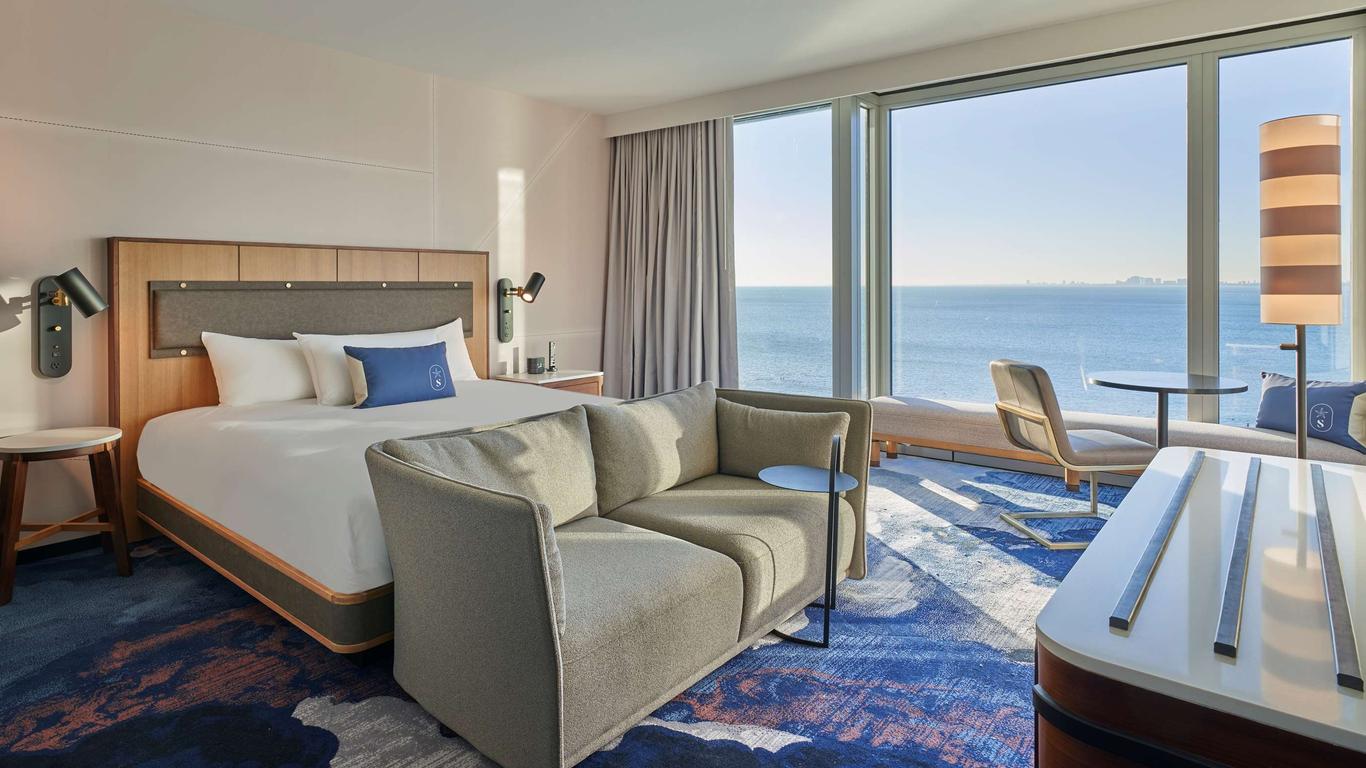 Sable At Navy Pier Chicago, Curio Collection By Hilton