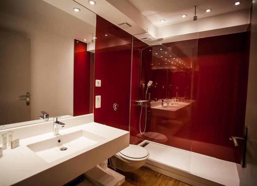 Bathroom Photo