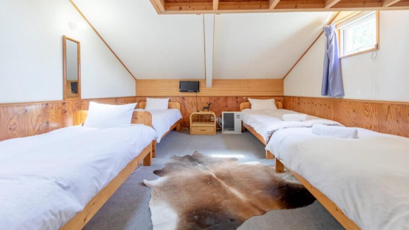 Moorea Lodge