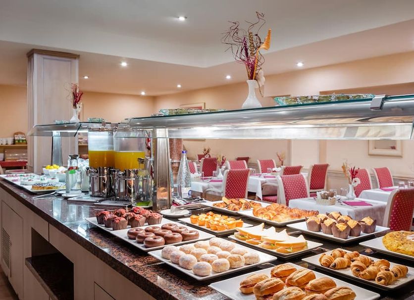 Buffet Photo