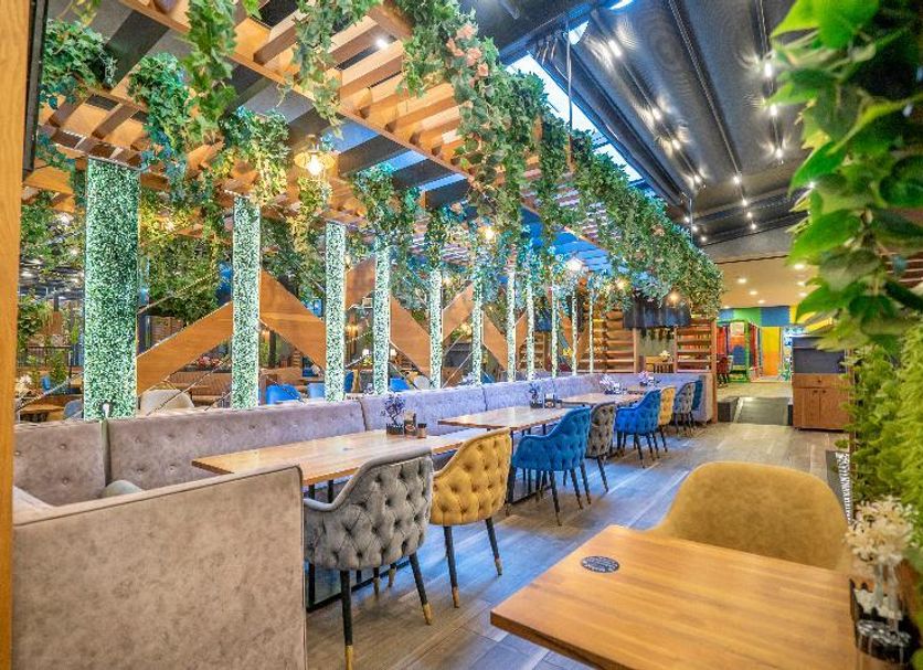 Restaurant Photo