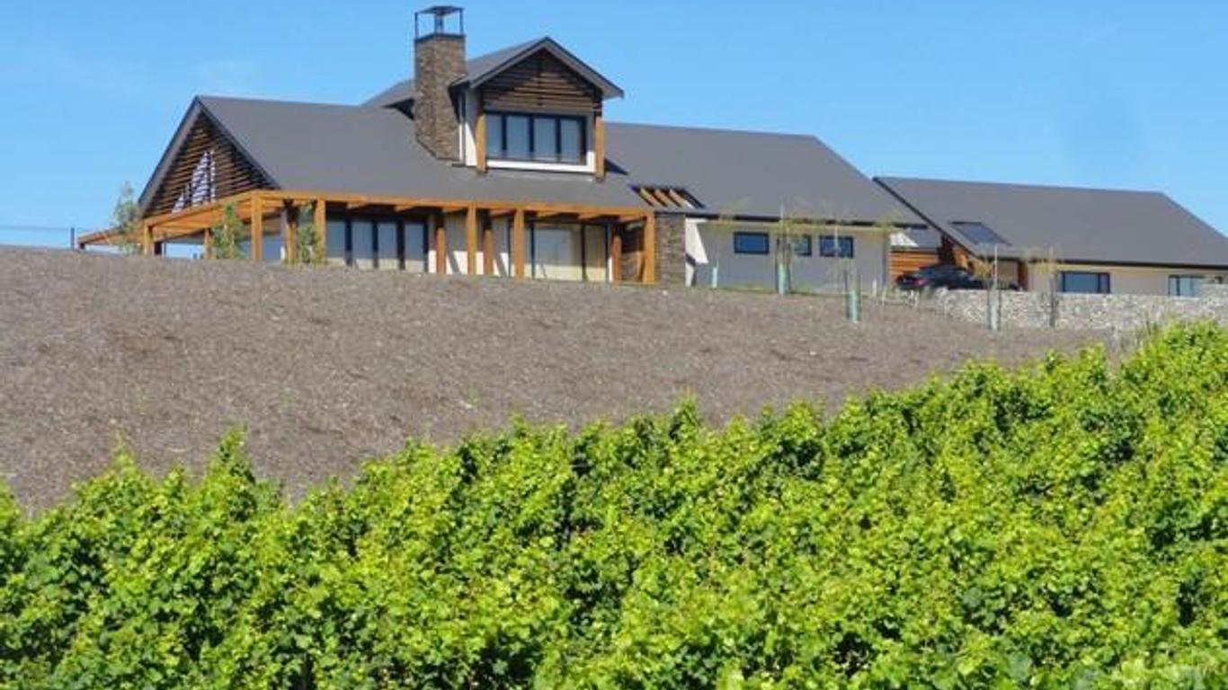 Pine Hill Lodge