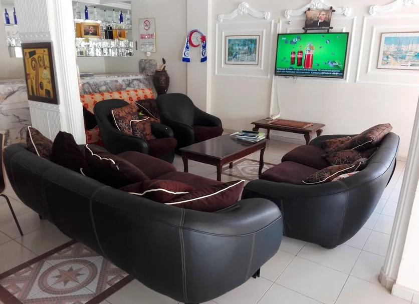 Lounge Photo