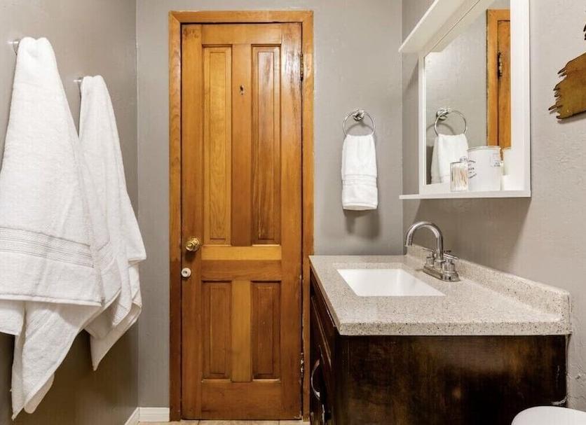 Bathroom Photo