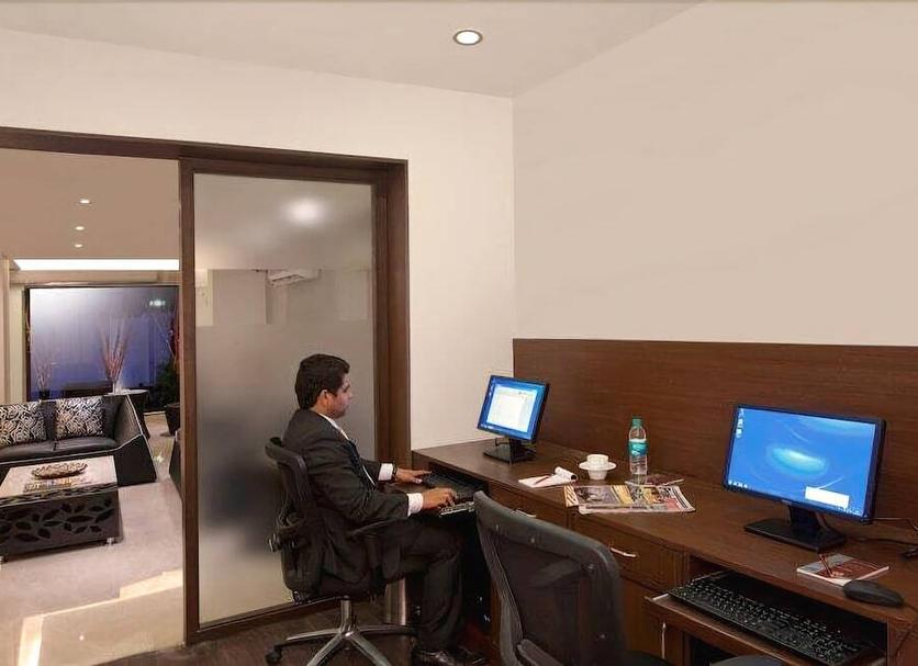 Business centre Photo