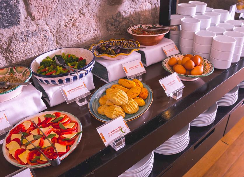 Buffet Photo